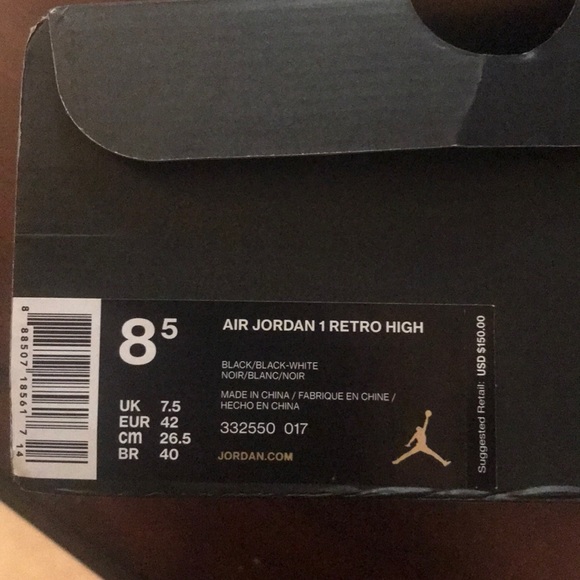 Men’s Air Jordan 1 Retro High Top - Picture 3 of 4